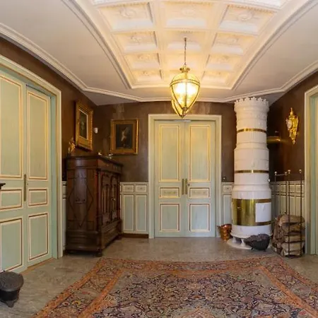 Chateau De Druon Bed & Breakfast